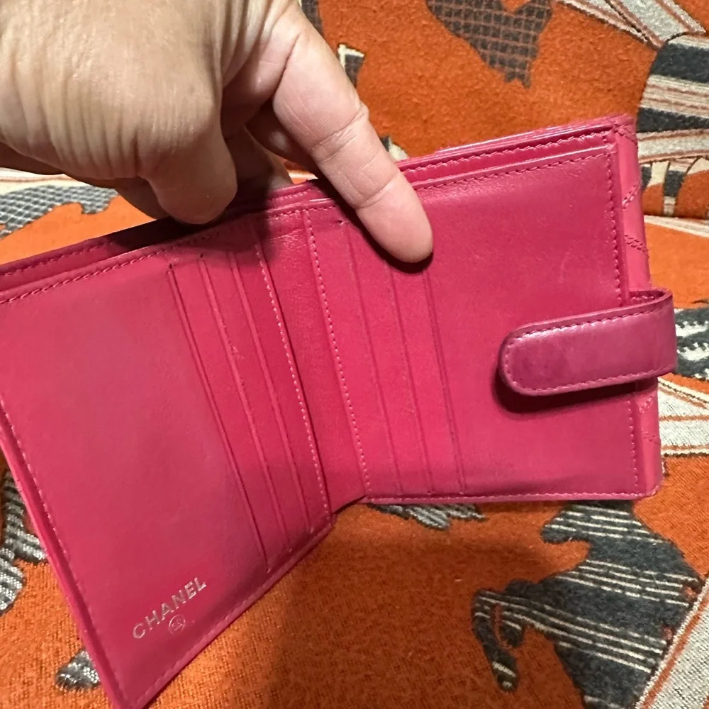 CHANEL❤️🌟13388067 PINK QUILTED SMALL WALLET ⭐️
